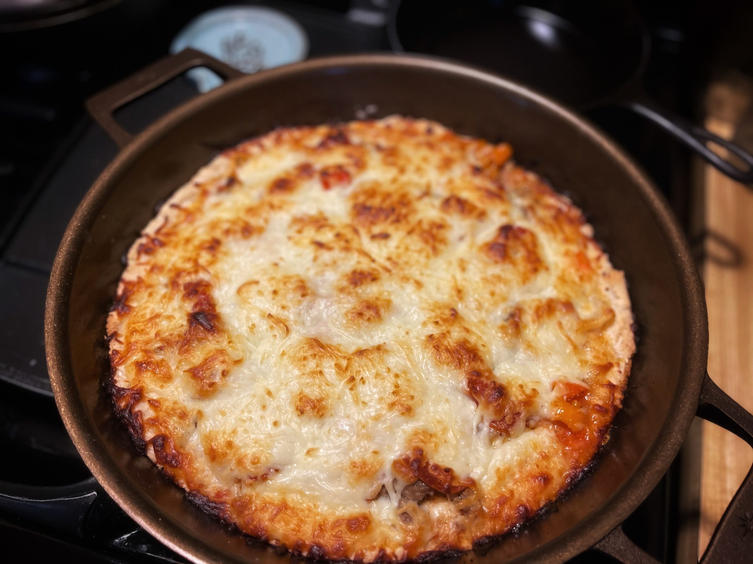Cast Iron Pizza : Easy as Pie